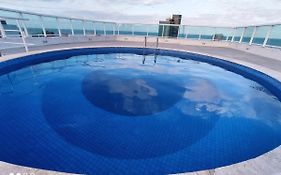 Apartamento na praia, conforto ao mar de Cabo Branco
